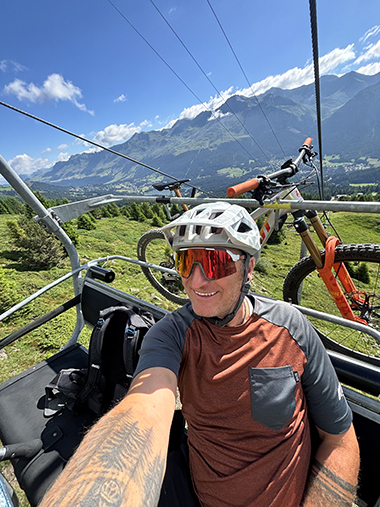 BikeCamp Lenzerheide Sessellift Selfie